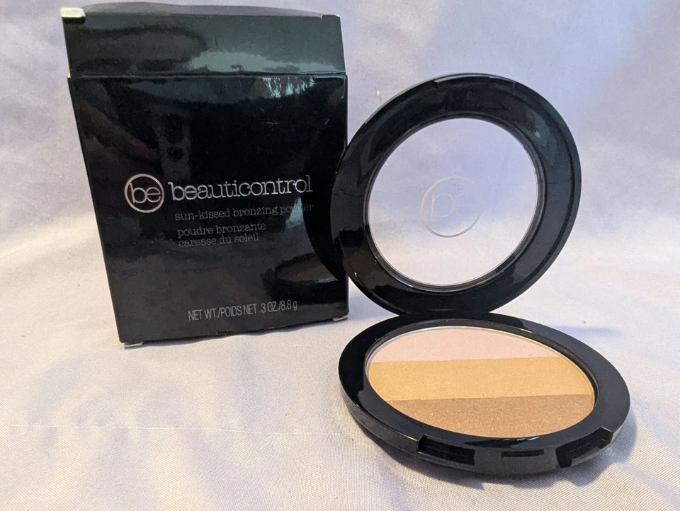 Beauticontrol Sun-Kissed Bronzing Powder Compact For Radiant Glow - Image 1 of 3