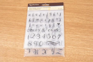Erinnerungen Clear Stamps Buchstaben und Zahlen Schriftstil 67 Stück Packung - Bild 1 von 6