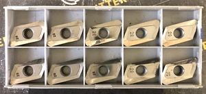 HM90APCR220632R-P IC28 - MILLING INSERTS - ISCAR - PACK OF 10 - Picture 1 of 2