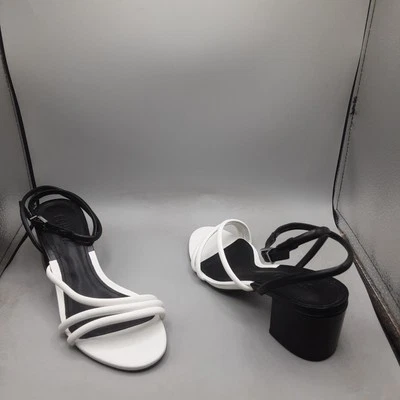 Sandalias Schutz Aiyra con tiras para mujer 6B cuero negro blanco A41 Foto 1 de 4