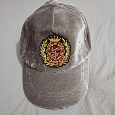 Serena Williams 签名声明天鹅绒可调节棒球帽灰色 — 第 1/4 张图片