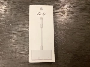 Original Apple A1439 Lightning auf VGA Adapter Original OEM Weiß MD825ZM/A - Bild 1 von 2