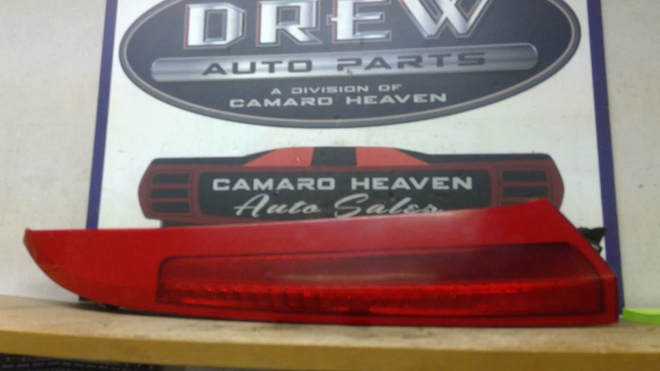 UPPER Tail Light LAMP Assembly VOLVO XC90 Right RH 03 04 05 06 - Image 1 of 2