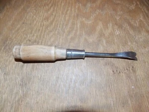 Vintage Wood Handle Pry Bar/Nail Puller Approx 7.5" Total 9/25 - Picture 1 of 5