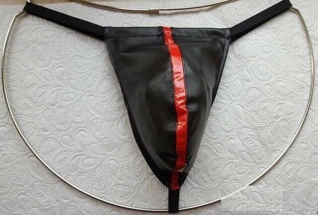 Lederstring Kunstleder schwarz, roter Einsatz, Herrenstring, v. Laexa - Bild 1 von 1