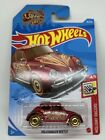 Hot Wheels Volkswagen Beetle Red Holiday Racers Number 96 New and Unopened