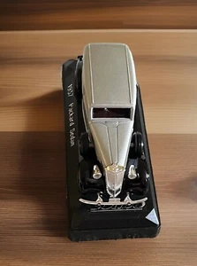 Solido Sign. Series Limited Edition 1937  Packard Sedan Car Humphrey Bogart 1994 - Picture 1 of 20