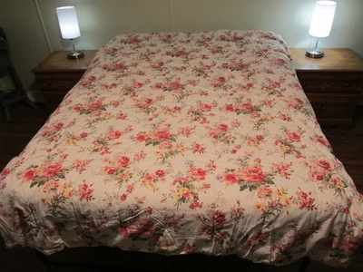 Ralph Lauren Enagua Blanca y Rosa Floral Doble Edredón 86 x 64 Foto 1 de 4
