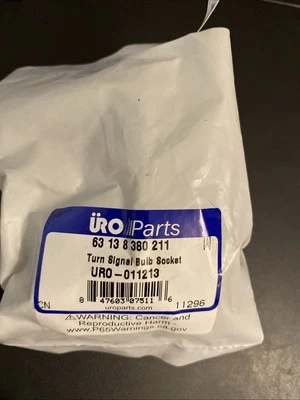 URO Parts 63138380211 Turn Signal Bulb Socket For Select 99-03 BMW Models Open - Image 1 of 2