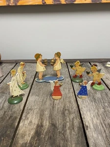 1950 ANTIQUE EZGEBIRGE FLACHFIGUR HOLZKUNST CHRISTMAS NATIVITY SCENE ORNAMENT - Picture 1 of 8