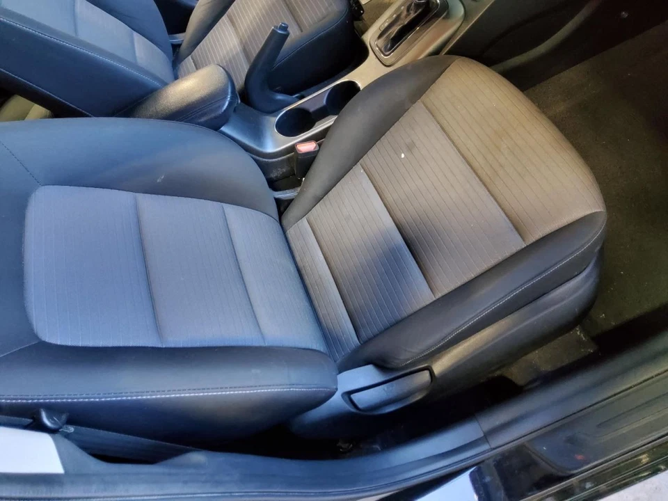 Passenger Front Seat Bucket  Sedan Cloth Fits 14-16 FORTE 571645 Foto 1 de 1