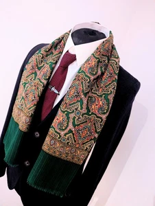 Men's Vintage Art Neuvo Scarf, Gents 60's Wool Green Scarf Opera Cravat - Picture 1 of 10