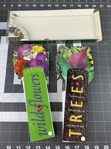 Lot 2 Fandex Family Field Guide Trees Leaf Identification & Wildflowers - Picture 1 of 3