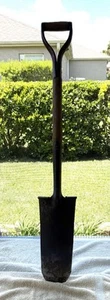 VINTAGE NO.14 SPLIT HANDLE TRENCHING SHOVEL - Picture 1 of 10