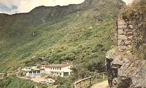 Postal con vista aérea Hotel de Turistas de Machupicchu en Summit Perú - Imagen 1 de 2