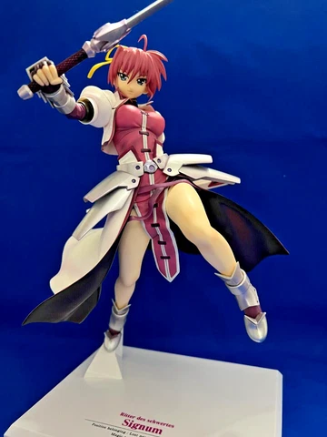 Magical Girl Lyrical Nanoha Strikers Signum 1/7 Figure Alter Authentic (damage) Cover