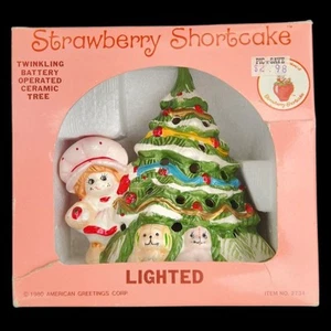 Vintage STRAWBERRY SHORTCAKE 1980 Berry Merry Christmas Ceramic Lighted Tree - Bild 1 von 1