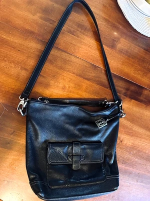 Black Leather Shoulder Bag / Sporty / Books / Commute with Pockets! WATCH VIDEO - Image 1 of 4