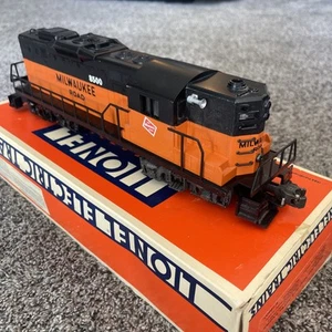 Vintage Lionel 6-18500 Milwaukee Road GP-9 Diesel con SCATOLA ORIGINALE. Calibro O usato - Foto 1 di 12