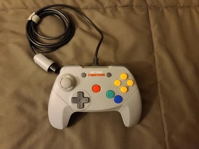 Controlador Retro Fighters Brawler64 Nintendo 64 N64 con cable gris probado Foto 1 de 2