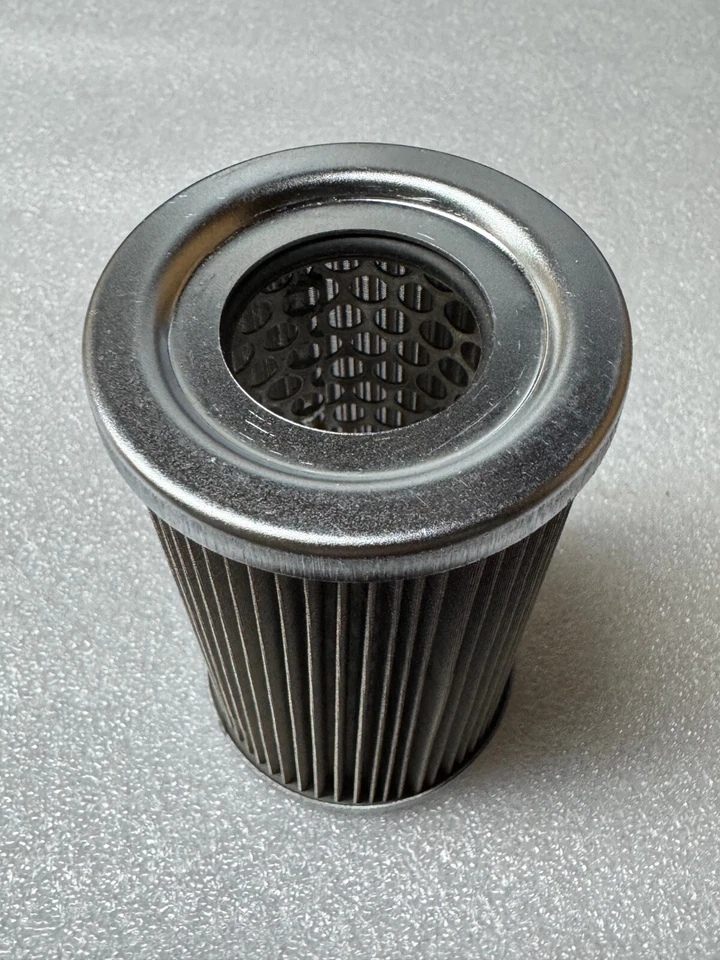 346821R91 ELEMENTO - (PANTALLA) - IH - APARADOR KOMATSU - VESTIDO - NUEVO - OEM Foto 1 de 1