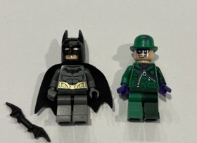Lego Minifigure DC Superhero ~ Batman & The Riddler 76012