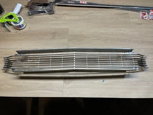 1969 DODGE CORONET R/T 440 SUPER BEE FRONT GRILLE 500 VERY CLEAN SHAPE 23 PICS - Picture 1 of 24