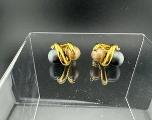 Pair Of 'Replica' Made In Italy Clip On Faux Pearl & Gold Plate Spiral Earrings - Picture 1 of 5