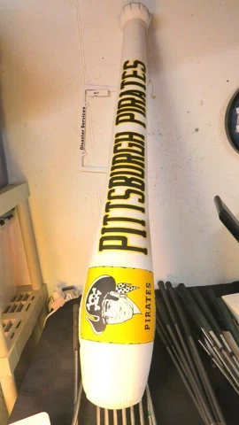 1970's Pittsburgh Pirates inflatable 48" logo bat collectible man cave display Cover