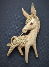 Vintage Crown Trifari Donkey or Mule Figural Textured Goldtone Brooch Pin As New