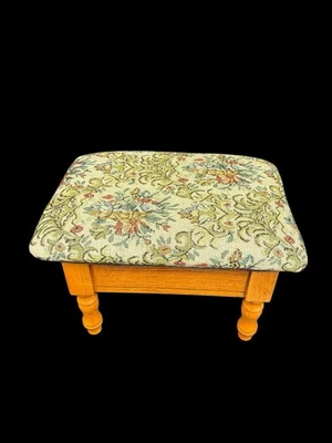 VTG POWELL SMALL OAK OTTOMAN FOOTSTOOL WITH STORAGE UPHOLSTERED FLORAL FLIP LID - Image 1 of 4