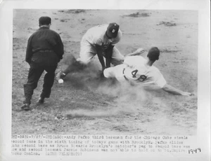 Foto original Acme tipo 3 1949 Jackie Robinson Brooklyn Dodgers 7x9 cable de prensa - Imagen 1 de 1