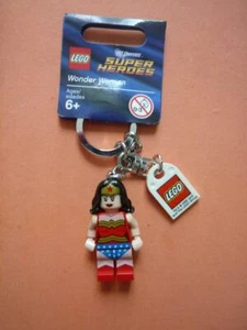 LEGO DC Universe Super Heroes Llavero Mujer Maravilla Nuevo con Etiqueta 853433 - Imagen 1 de 2