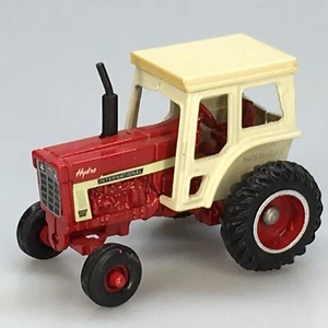 Ertl International Harvester 1066 White Stripe Tractor With Cab 1/64 Scale - Picture 1 of 12