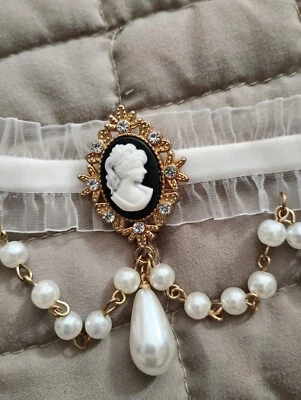 Collar Gargantilla Gótica, Joyería, Hecho a Mano BLANCO, Encaje, Perlas, Camafeo 12-14" #5 Foto 1 de 4