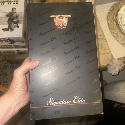 Figura Dragón Británico 1/6 Coldstream Guards Malcolm Parks Foto 1 de 4