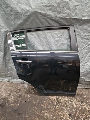 KIA SPORTAGE  COMPLETE DOOR REAR RIGHT DRIVER SIDE OFFSIDE IN Black  BE 2014 - Image 1 of 4