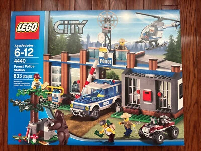 NEW LEGO City Police Forest Station 4440 , SEALED! - Image 1 of 4