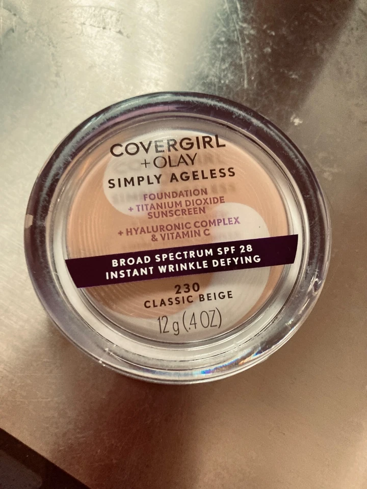 COVERGIRL+OLAY Simply Ageless INSTNT Wrinkle-Dfying Foundation 230 CLASSIC BEIGE - Image 1 of 1