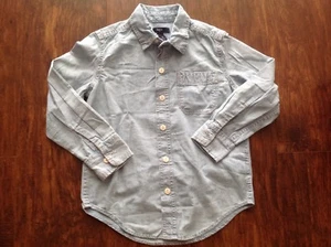 NWT GAP KIDS BOYS(UNISEX)  CHAMBRAY SHIRT SHIRT LARGE(10YEARS) LIGHT WASH - Picture 1 of 3