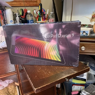 New Maxwest LuxPad Stream 9 Tablet Sealed In Box Great for Christmas & Birthday - Image 1 of 4