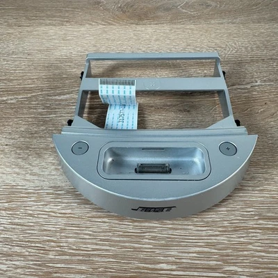 Minor Flaw- Bose Sounddock Series II 30 pinos conector suporte berço prata - Imagem 1 de 3