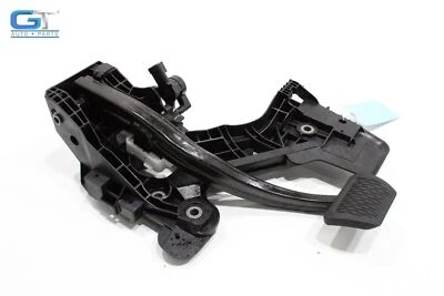 Jeep Wrangler 2018-2023 pedal de freno con soporte y sensor OEM Foto 1 de 4