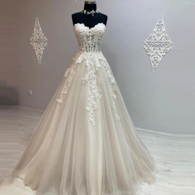 Fashion Sweetheart Lace Wedding Dresses A-Line Sleeveless Corset Bridal Gowns - Image 1 of 4
