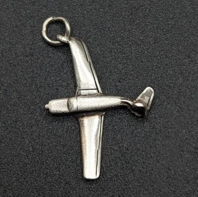 *TAL CUAL* James Avery Plata Esterlina Retirado Raro Avión Mooney Dije 3D LEER Foto 1 de 4