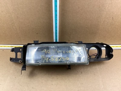 Conjunto de faros delanteros derecho del lado del pasajero Acura Integra 1990-1993 Foto 1 de 4