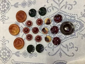 20 Vintage Plastic Bakelite Buttons Multicolor - Picture 1 of 18