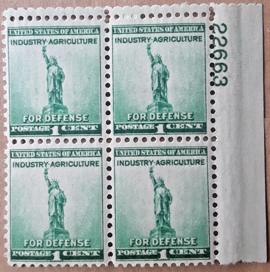 1940 US Stamp 1 Cent / 1c MNH - OG - Block Pane #22663 Statue of Liberty - Env#1 - Image 1 of 2