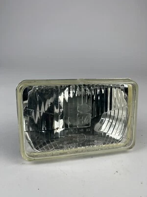 Volkswagen VW Golf I II (?) Faro proiettore H4 24460 R20 24461 R7 302-118482 #8930 - Immagine 1 di 4