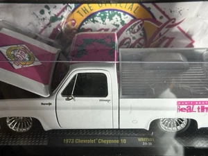 New M2 Machines '73 Chevy Cheyenne 10 Coca Cola Cant Beat The Real Thing 1:24 - Picture 1 of 7
